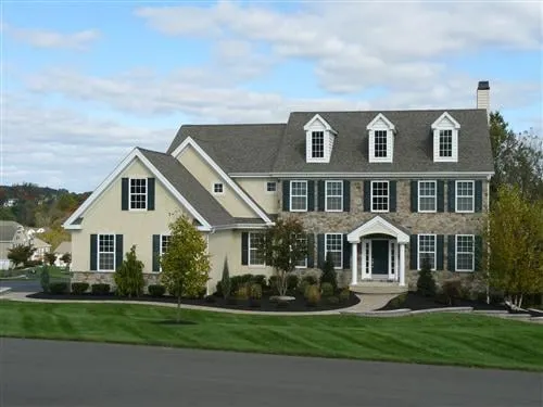 Affordable lawn care service experts serving Wilmington, DE - Let's Get Green