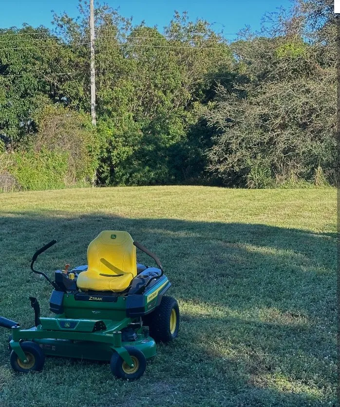 Reliable garden landscaping in Fort Pierce, FL by Let’s Grow Law Service