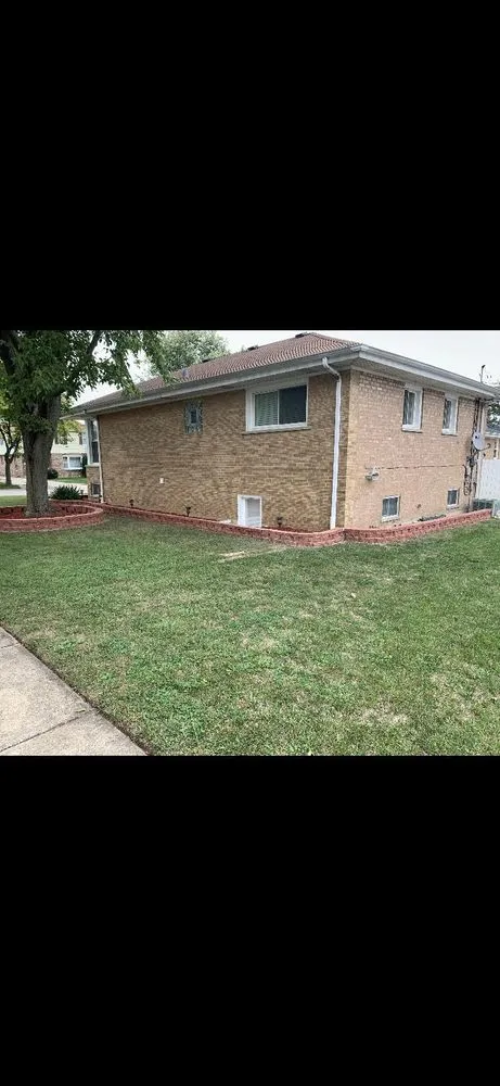 Custom lawn care service in Maywood, IL by Lets Reason Lawn Service