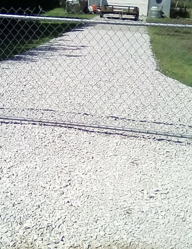 Reliable yard cleanup service in Paragould, AR by Letz Chat