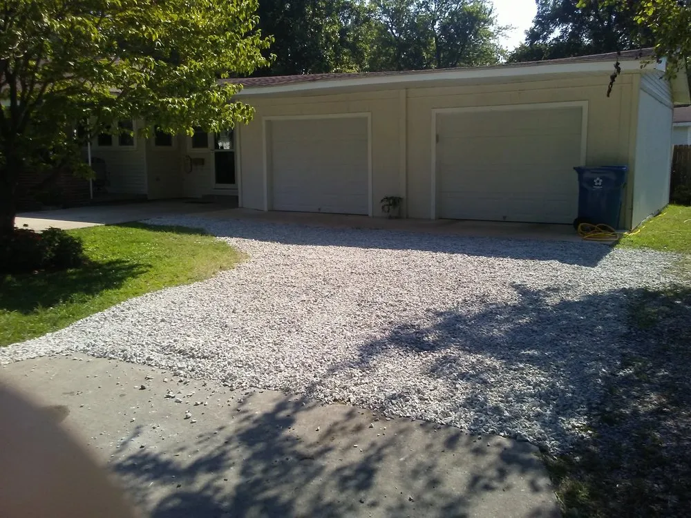 Professional landscape design near you in Paragould, AR by Letz Chat