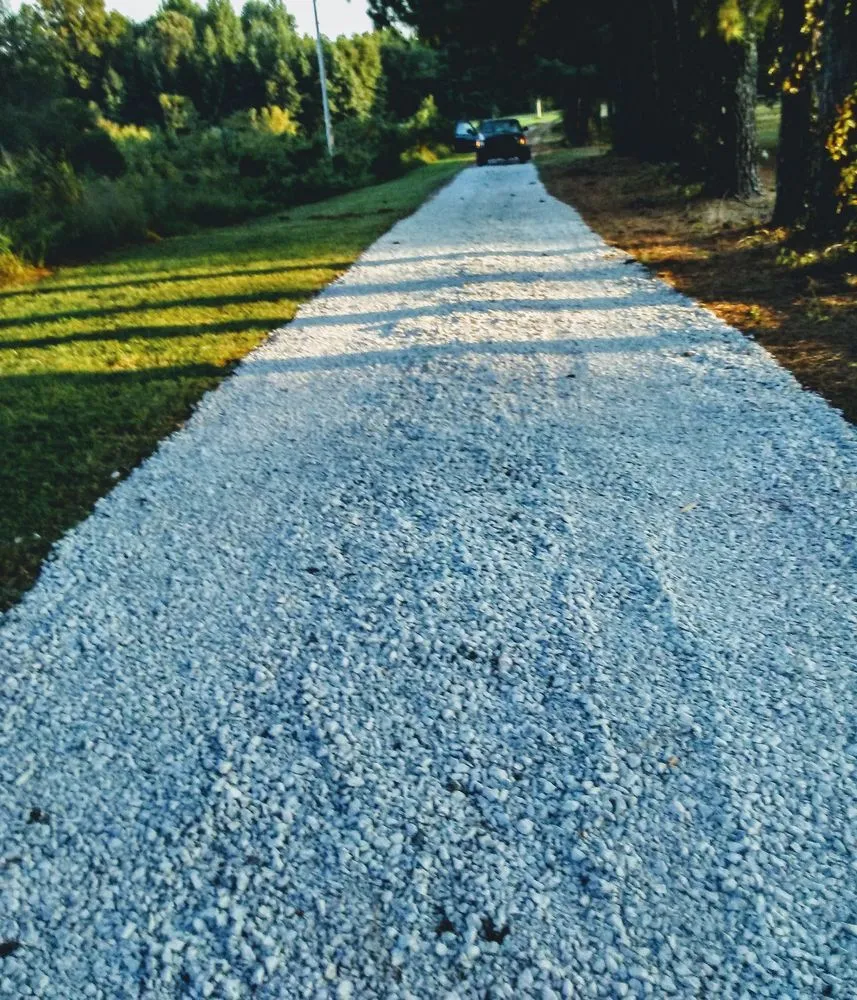 Local yard maintenance in Paragould, AR by Letz Chat