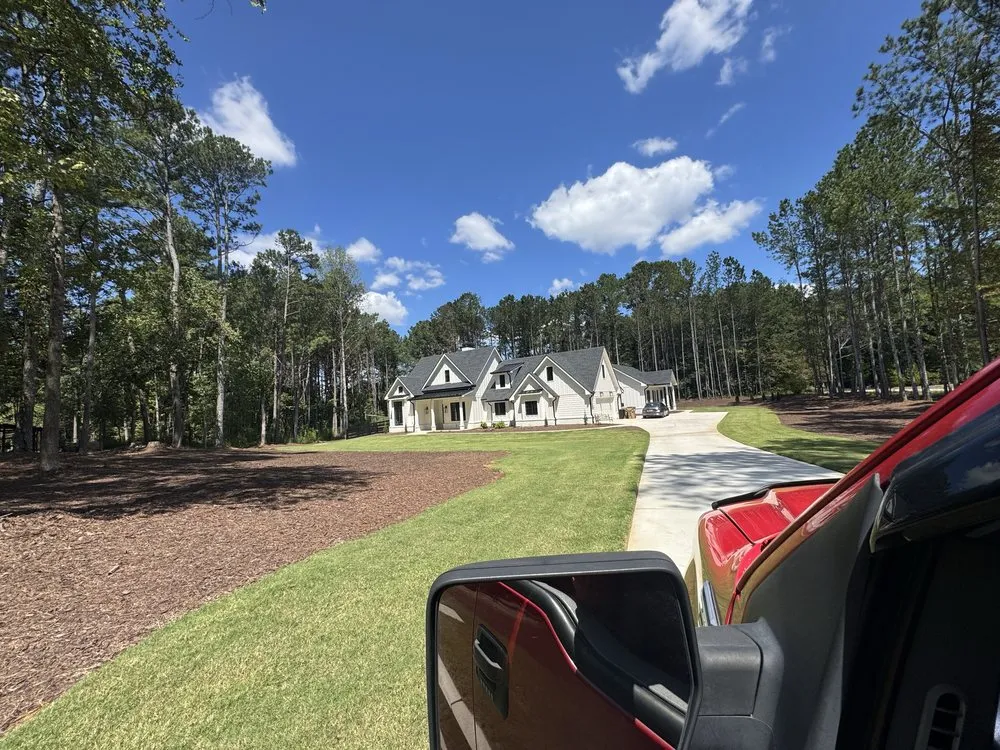 Affordable garden landscaping in Loganville, GA by Levaros landscaping