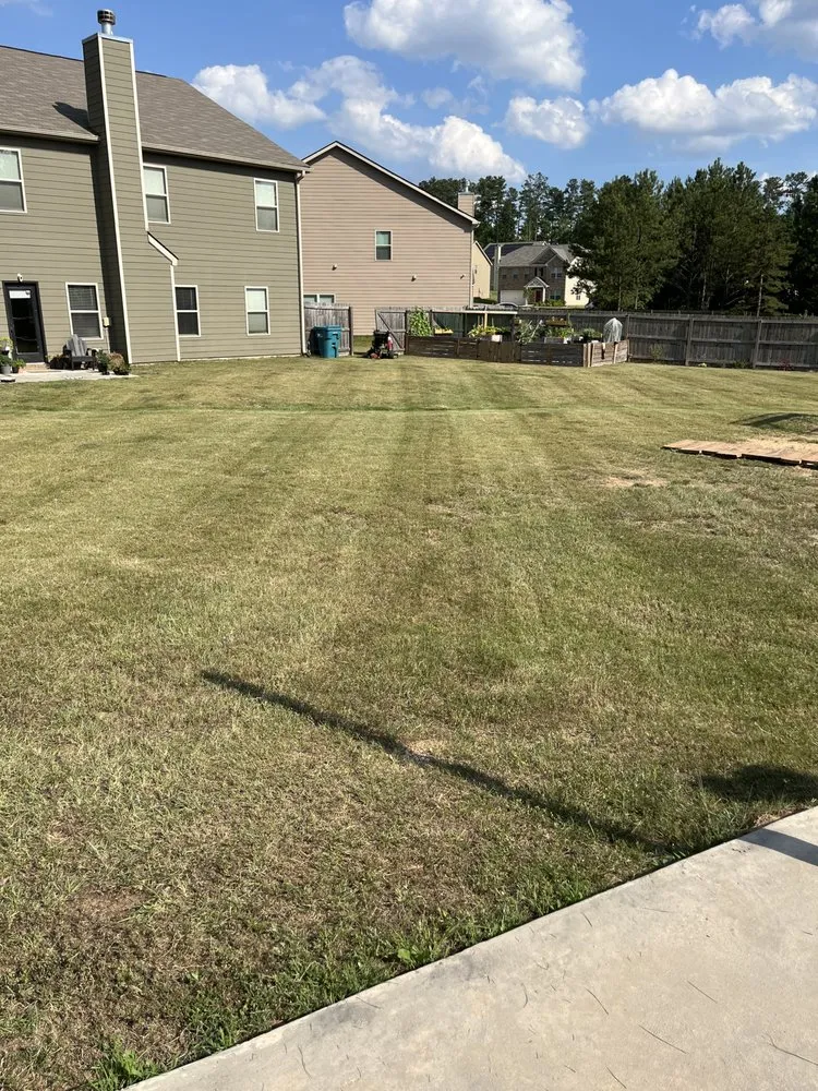 Custom garden landscaping for beautiful yards in Hampton, GA by Level 3 LandScaping