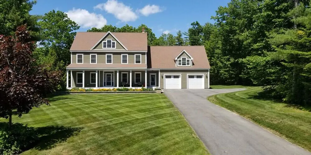 Trusted landscaping services in Clinton, MO - Level Change Lawn Care