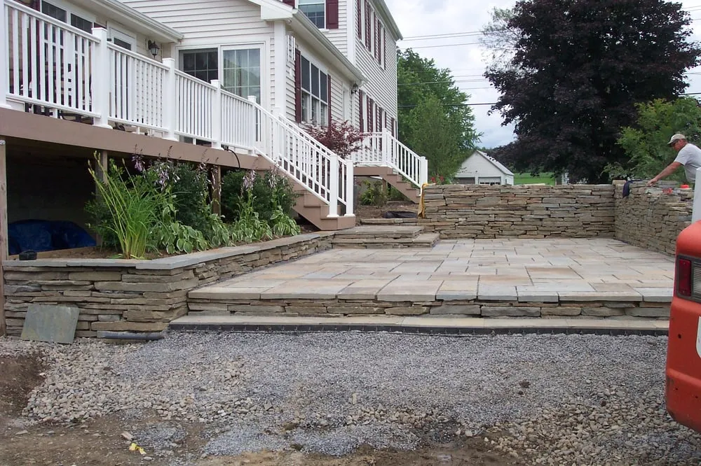 Top-rated lawn care service in Lansing, NY - Level Green Landscaping Inc.