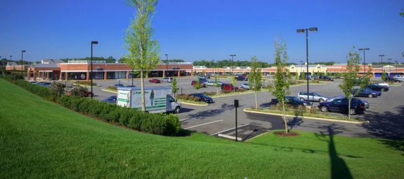 Reliable lawn care service experts serving Upper Marlboro, MD - Level Green Landscaping