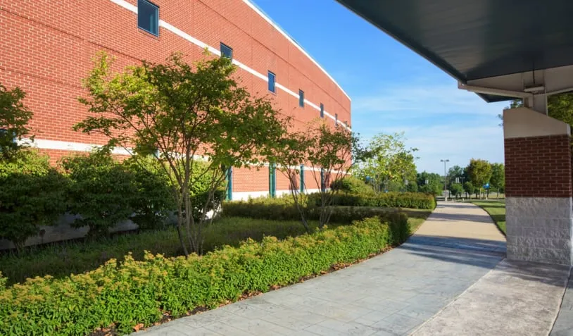 Local lawn mowing service for homes across Upper Marlboro, MD - Level Green Landscaping