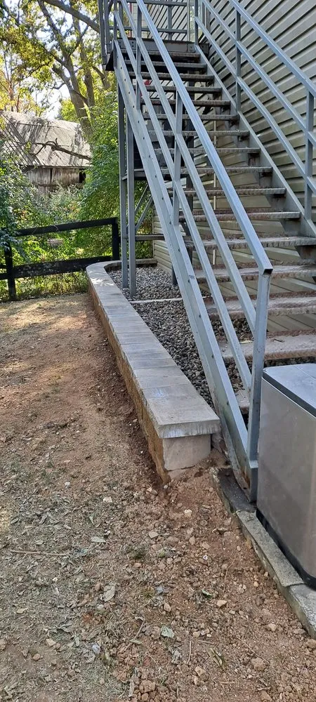 Custom garden landscaping in Nicholasville, KY - Level Headed Hardscape and Landscape Designs