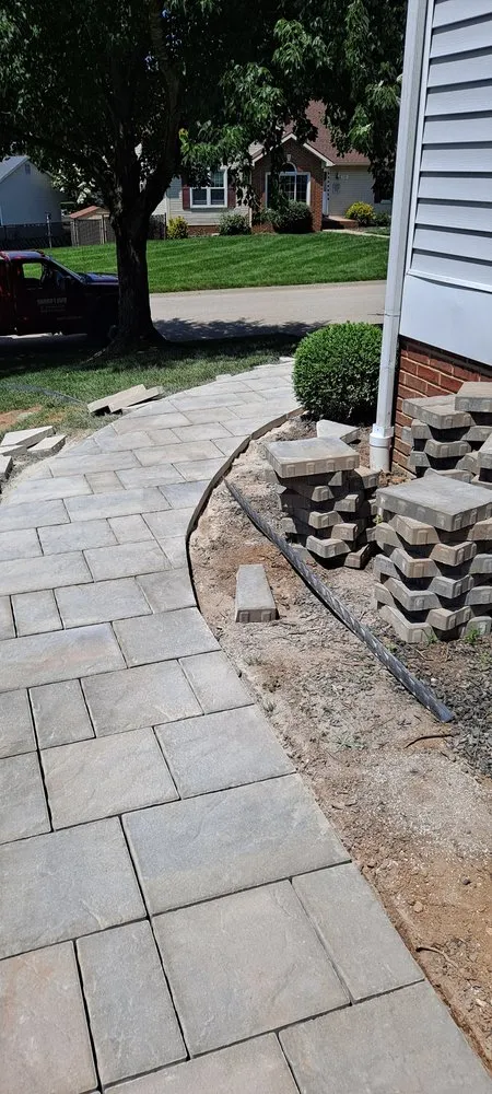 Expert landscape installation experts serving Nicholasville, KY - Level Headed Hardscape and Landscape Designs