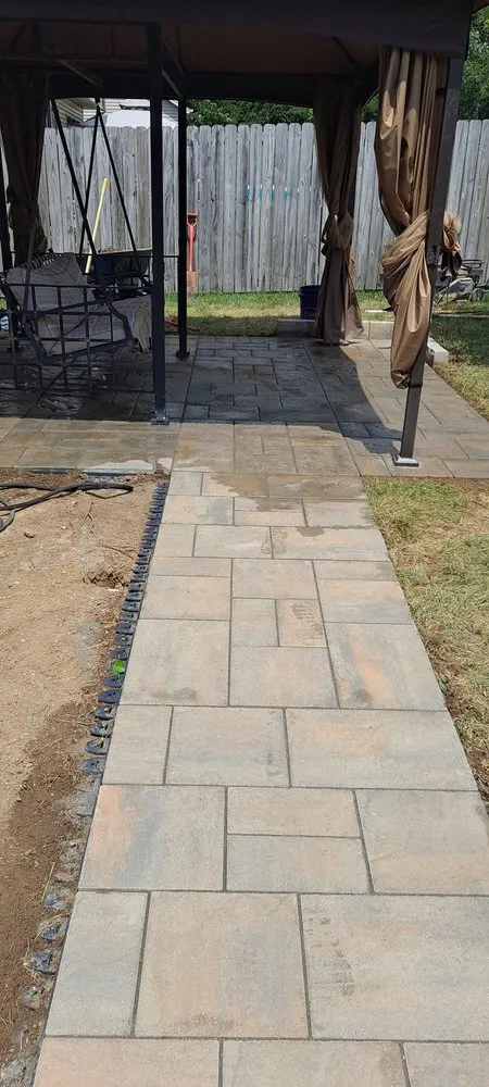 Affordable landscaping services in Nicholasville, KY by Level Headed Hardscape and Landscape Designs