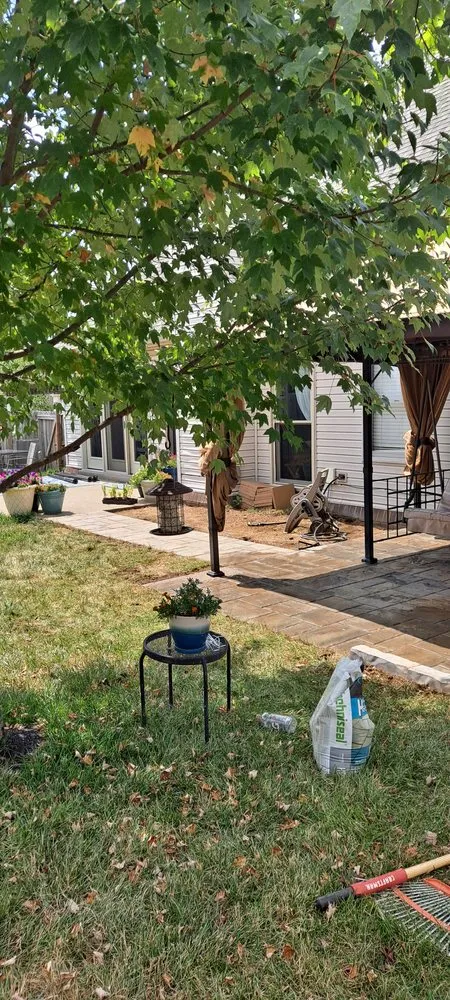 Local lawn mowing service experts serving Nicholasville, KY - Level Headed Hardscape and Landscape Designs