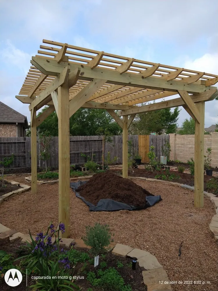 Trusted outdoor landscaping experts serving Houston, TX - Level Landscaping