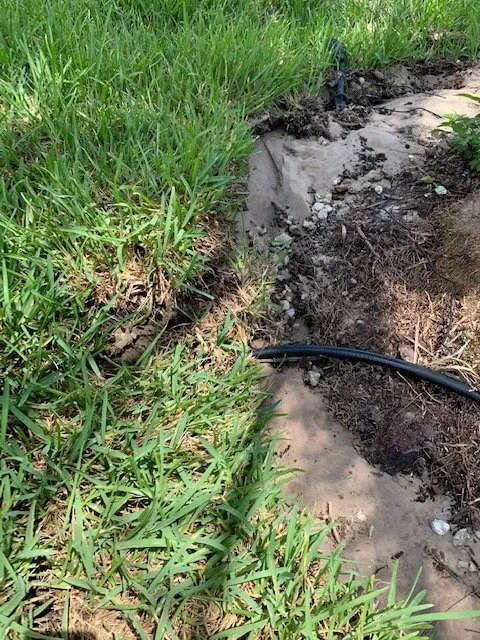 Affordable lawn care service experts serving Jacksonville, FL - Level Lawn