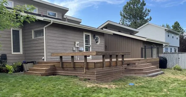 Level Up Construction & Landscaping Logo