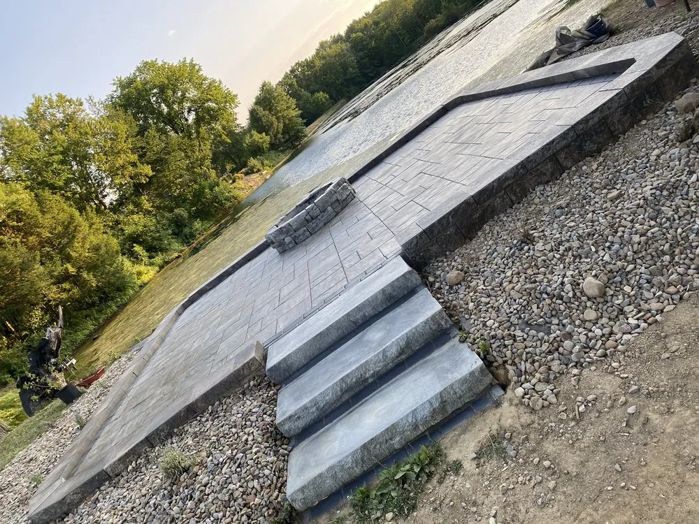 Professional garden landscaping in Canton, OH by Level Up Landscape & Hardscape