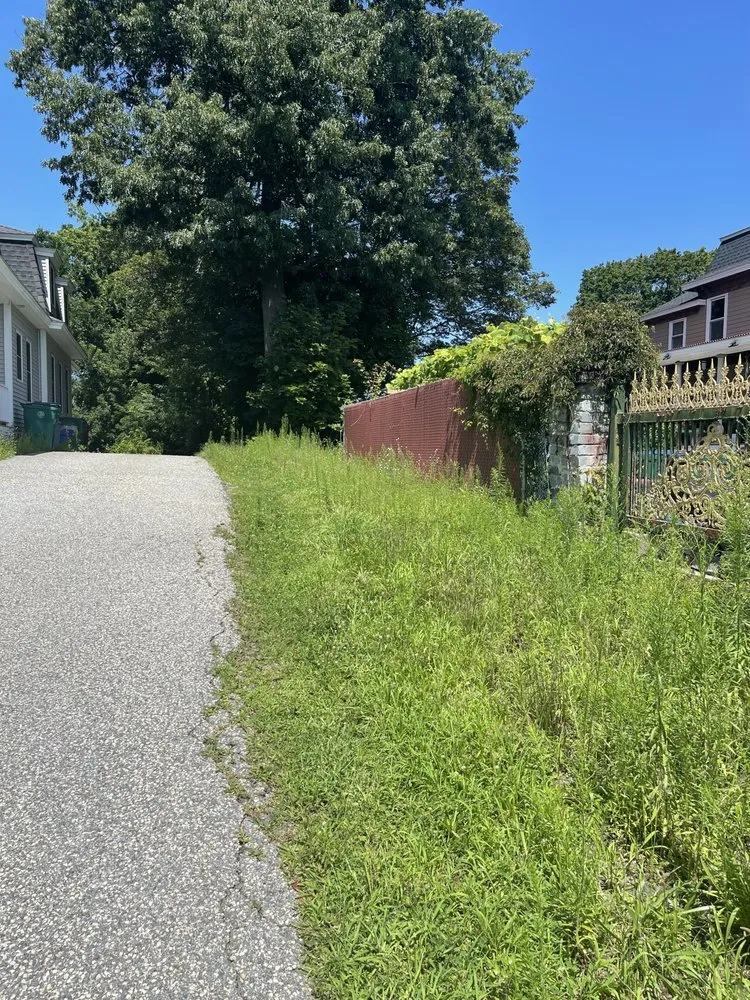 Affordable garden landscaping in Chelmsford, MA by Levesque Property Management