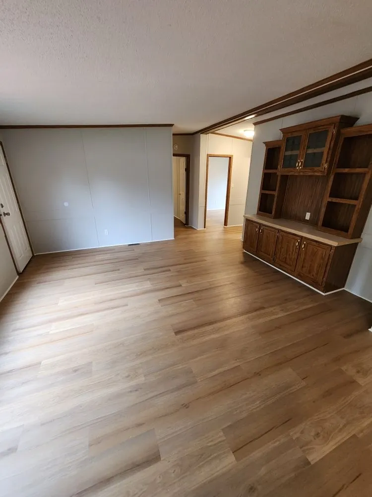 Local yard maintenance in Jessup, MD - Levine Landscaping