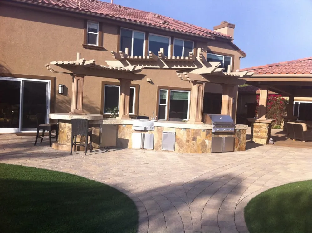 Reliable lawn mowing service near you in Riverside, CA by Levi's Landscaping