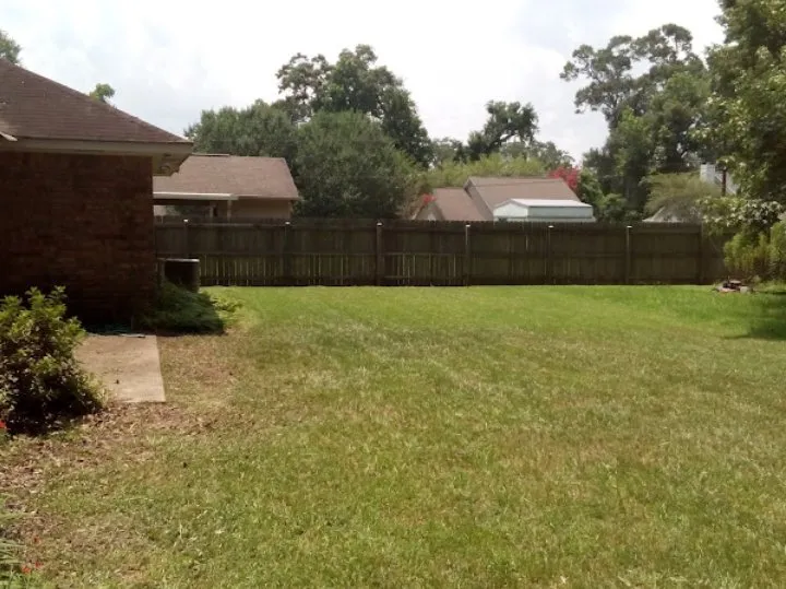Affordable lawn care service for outdoor upgrades in Baton Rouge, LA by Levys On The Run