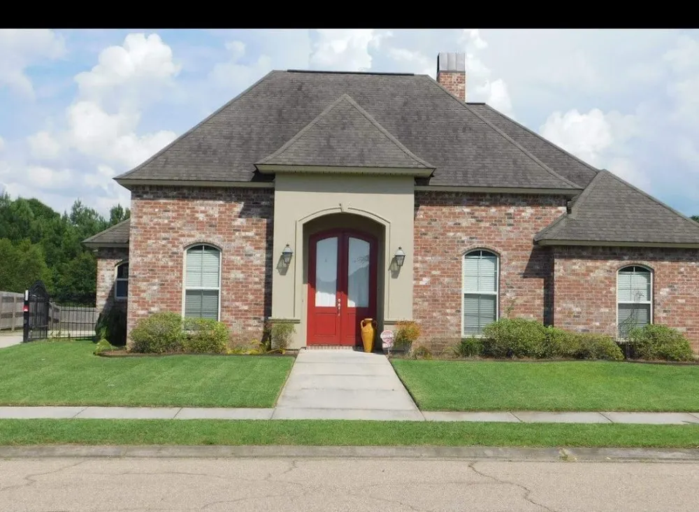 Affordable yard maintenance in Baton Rouge, LA - Levys On The Run