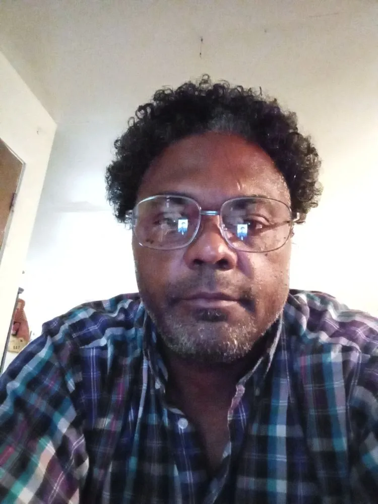 Reliable lawn care service in Lafayette, LA - Lewis Landscaping