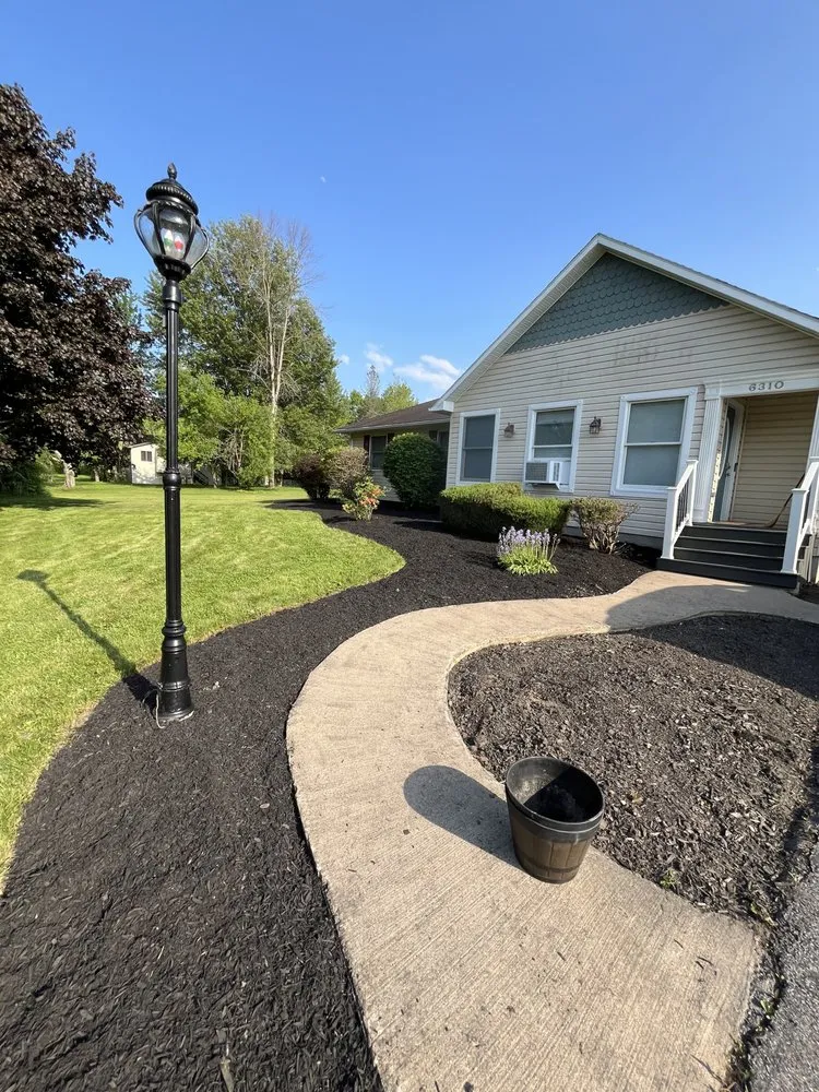 Local garden landscaping experts serving Oriskany Falls, NY - Lewis Property Maintenance