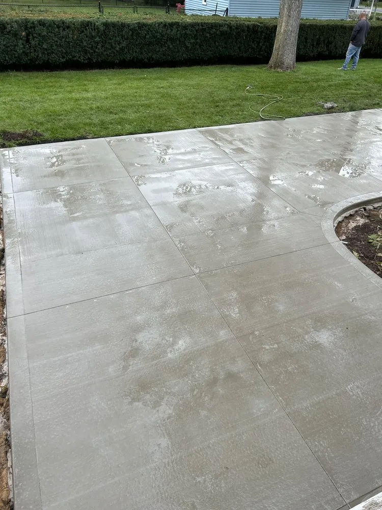 Expert lawn care service in Grand Haven, MI by Lew’s Outdoor Services