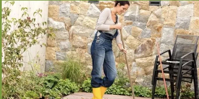 Top-rated lawn mowing service in Spring, TX - Lewzander Cleaning Solutions