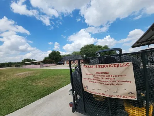 Lex & Mj's Services Logo