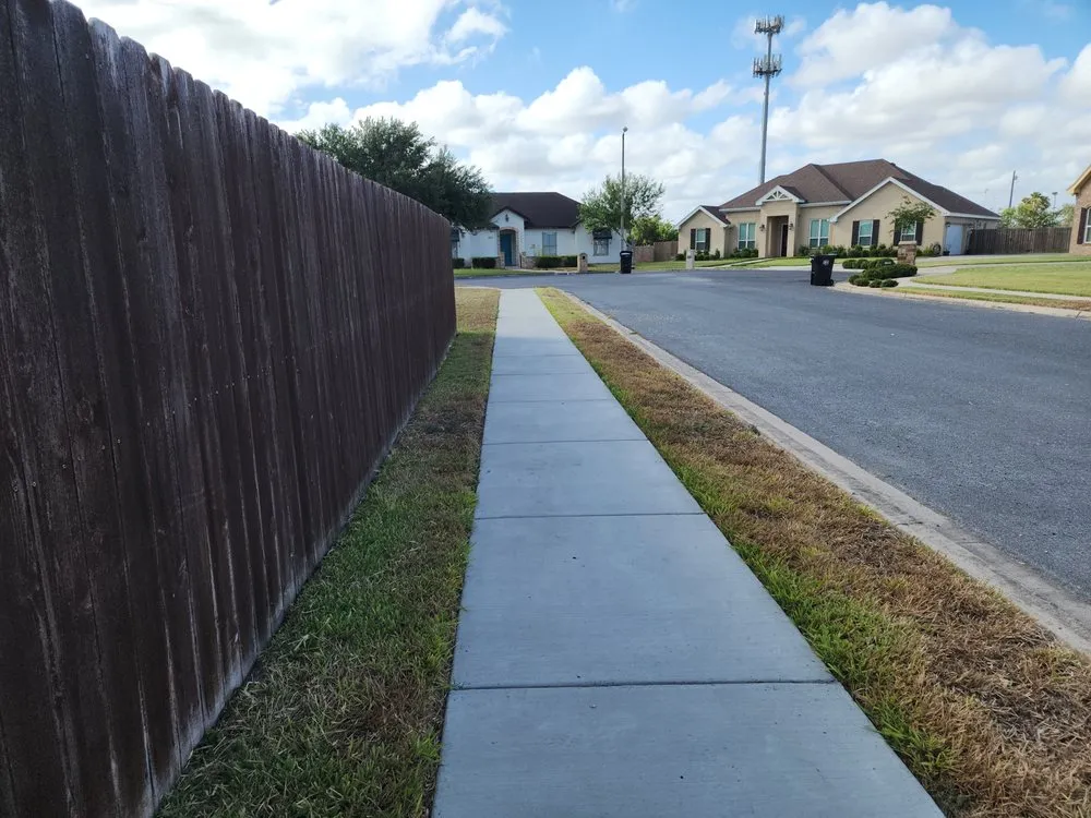 Top-rated landscaping services with custom design across McAllen, TX - Lex & Mj's Services