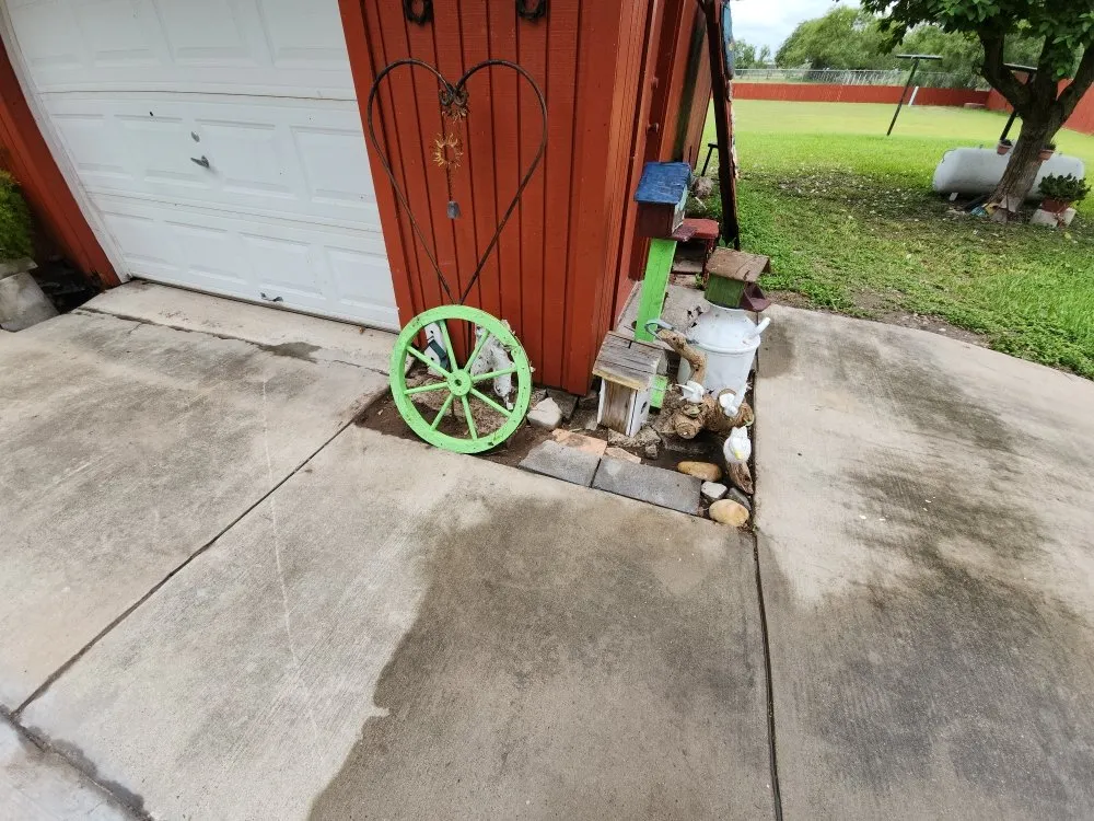 Top-rated landscape installation in McAllen, TX by Lex & Mj's Services