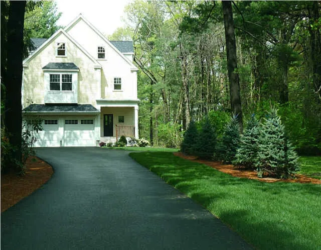 Affordable landscaping services in Lexington, MA - Lexington Lawn Care Services Inc