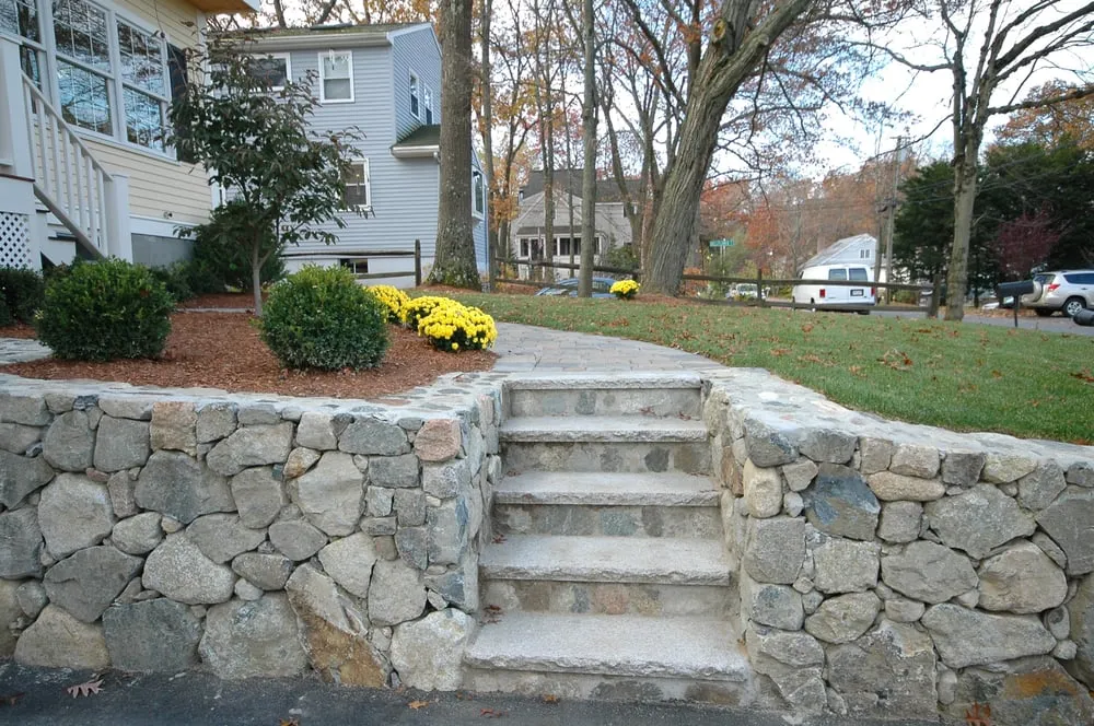 Reliable lawn care service in Lexington, MA by Lexington Lawn Care Services Inc