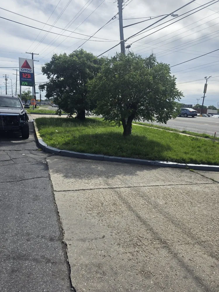 Custom yard maintenance experts serving Hillcrest Heights, MD - Lexis Landscaping