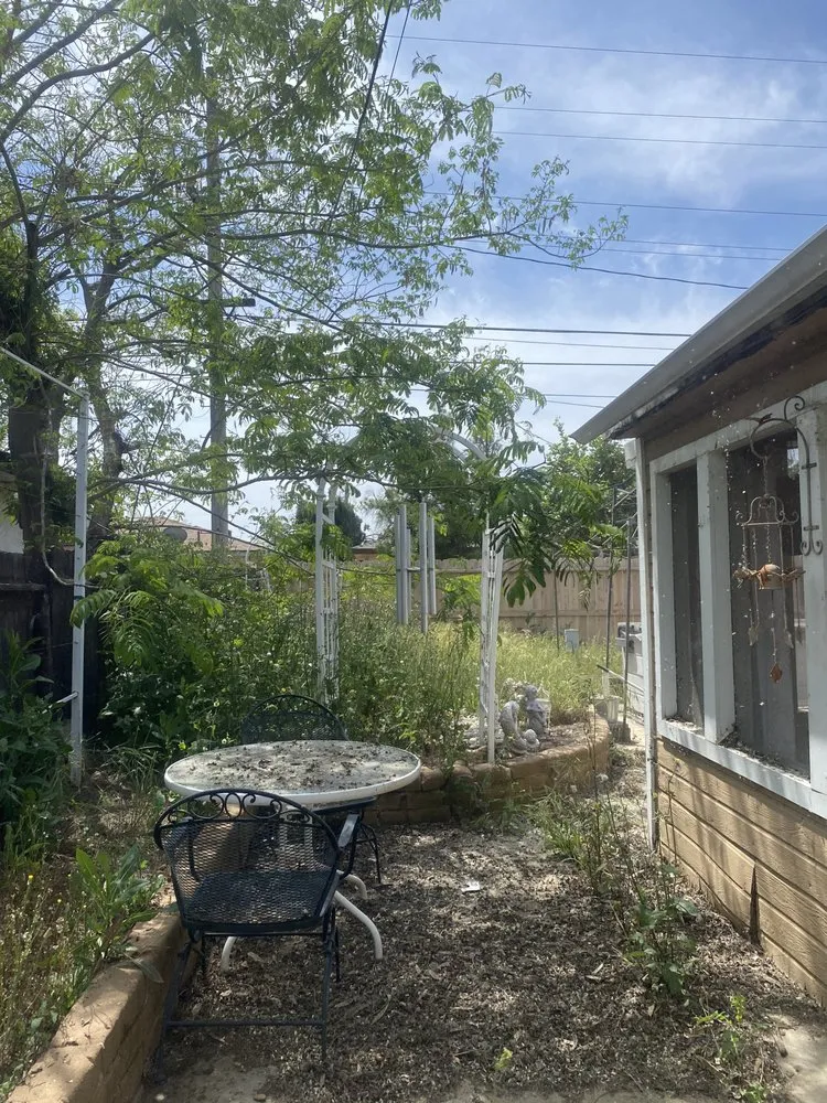 Affordable garden landscaping experts serving Fresno, CA - Lexmar R