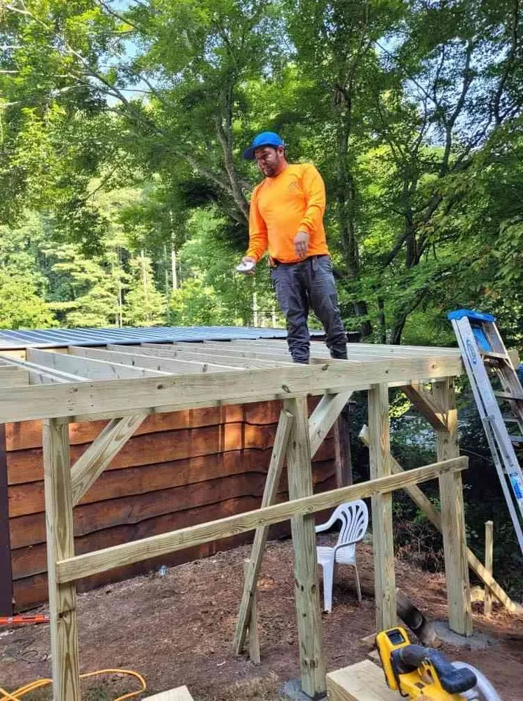 Custom landscape design in Burnsville, NC - Leyva's Yard & Lawn Care Service