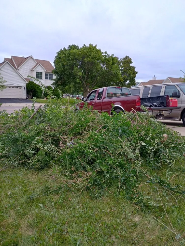 Reliable yard maintenance experts serving Hanover Park, IL - Lezama Landscaping