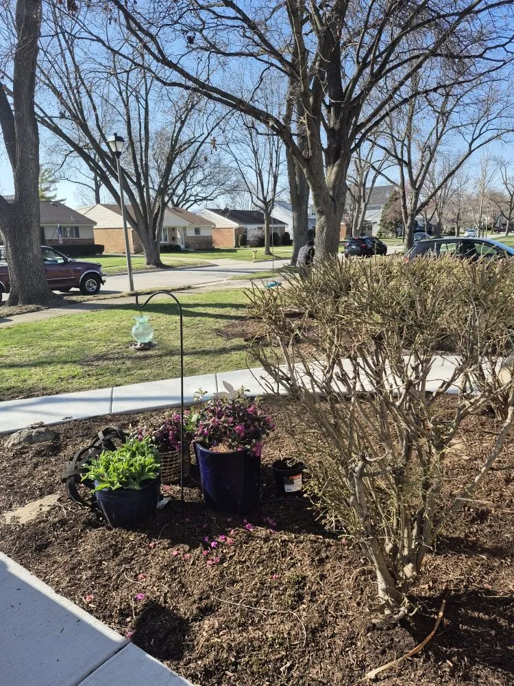 Reliable garden landscaping in Hanover Park, IL - Lezama Landscaping
