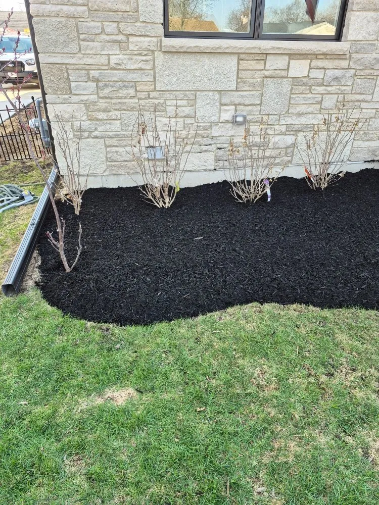 Trusted residential landscaping experts serving Hanover Park, IL - Lezama Landscaping