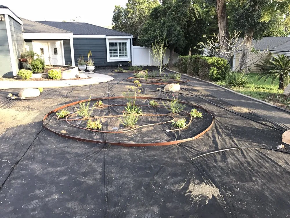 Local garden landscaping experts serving Bloomington, CA - LFR Landscape