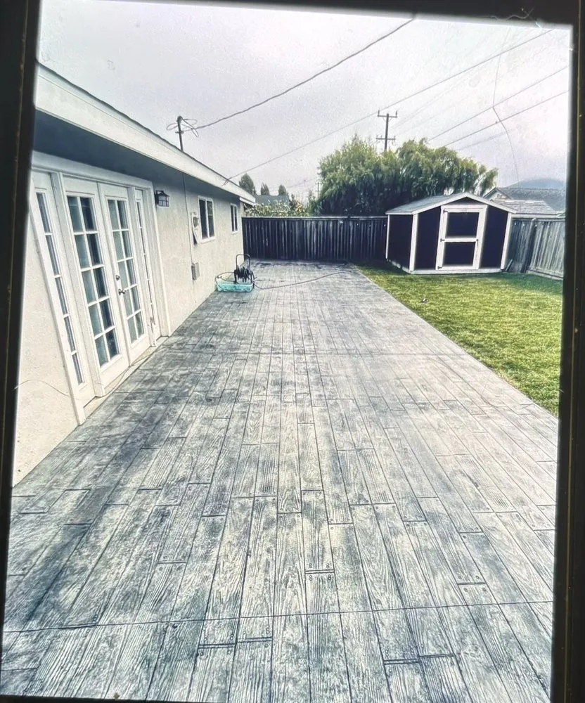 Professional lawn care service experts serving Lompoc, CA - L&G All Around Landscape