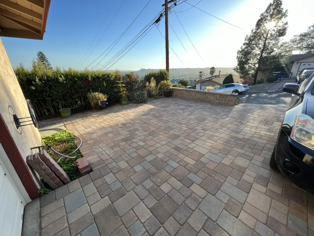 Local outdoor landscaping in Valley Center, CA by LG Construction & Design