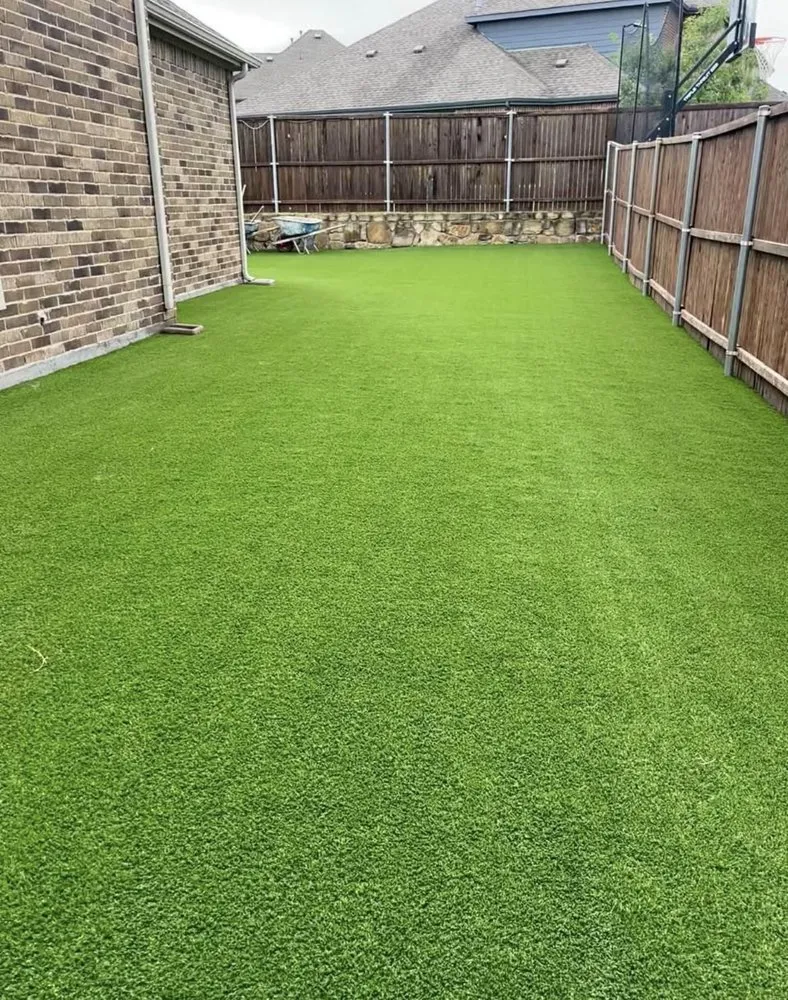 Reliable landscape installation for homes in Dallas, TX by LG Construction Outdoor Living