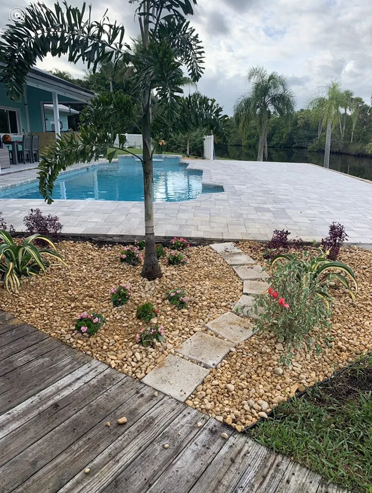 Local landscaping services in Port St. Lucie, FL by LG Diamond Landscapes