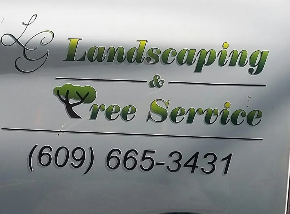 Custom lawn mowing service experts serving Lawrenceville, NJ - LG Landscaping and Tree Service