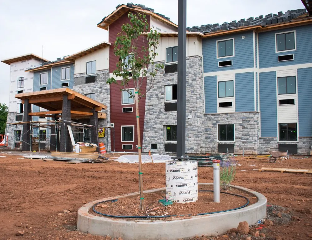 Top-rated landscaping services for homes across Santa Clara, UT - LG Landscaping