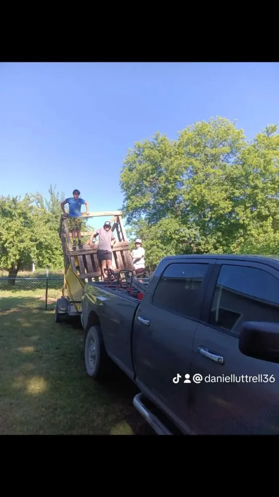 Reliable garden landscaping in Eldridge, MO - Lg Lawn Mowing & Yard Service