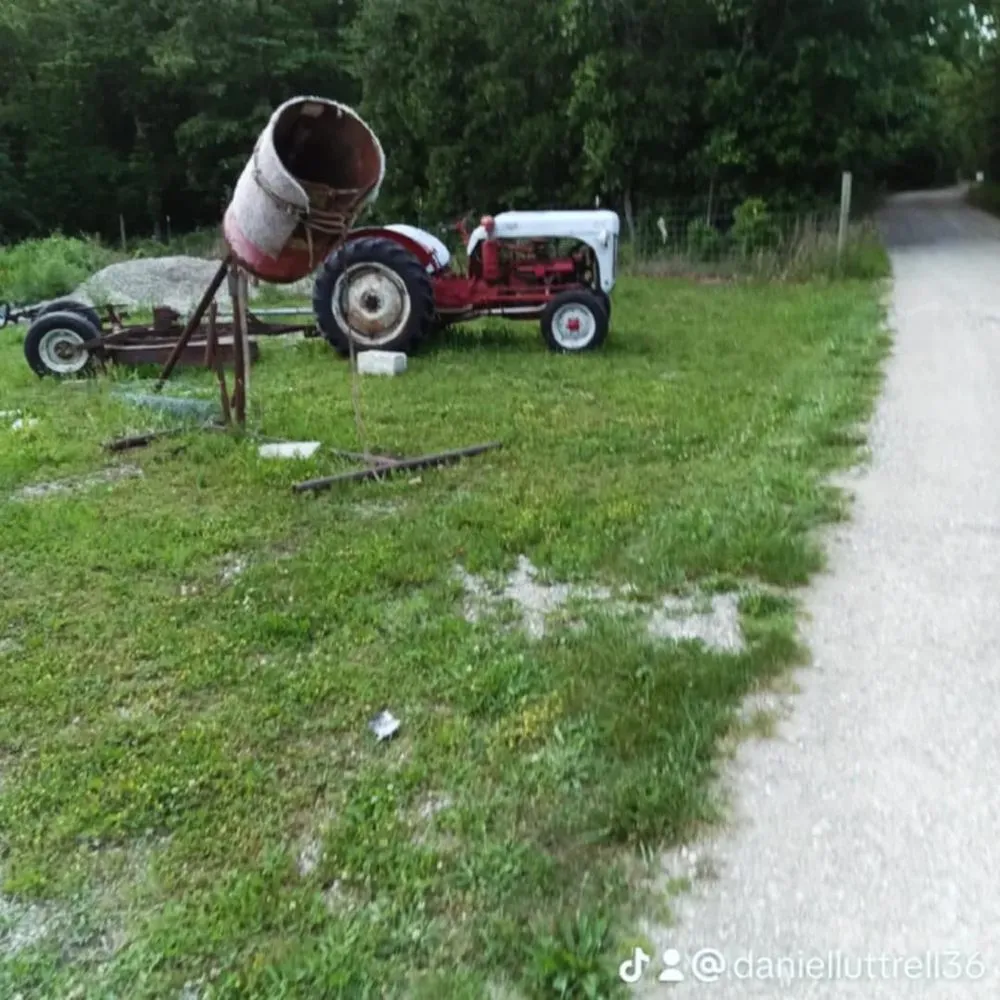 Trusted lawn care service for homes across Eldridge, MO - Lg Lawn Mowing & Yard Service