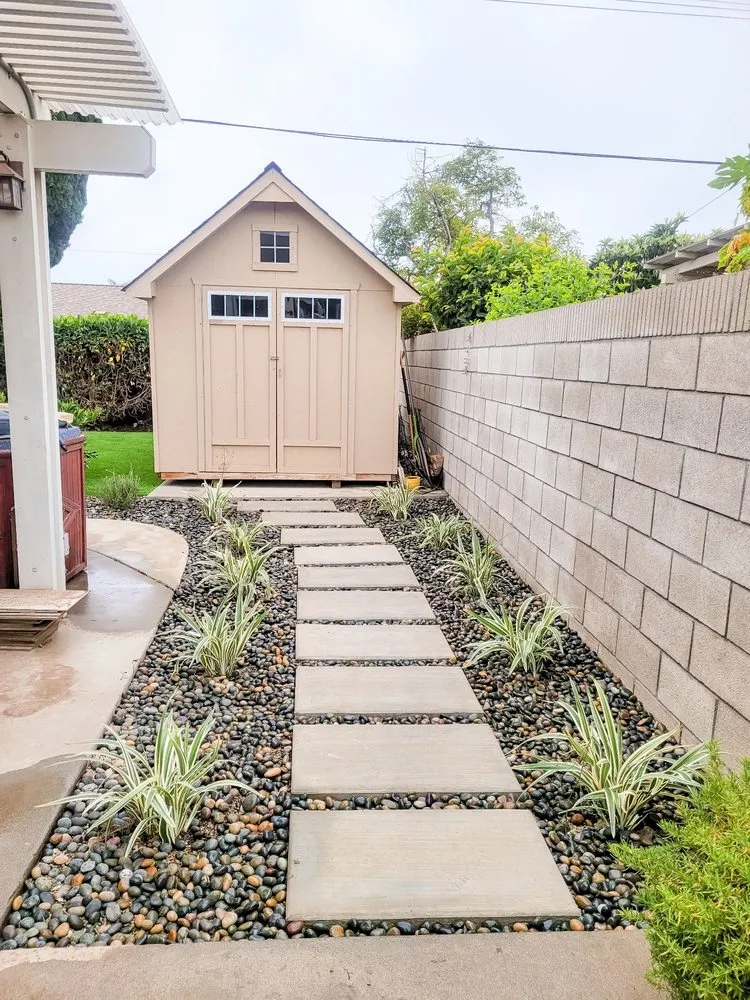 Expert garden landscaping experts serving Anaheim, CA - LG Major Landscape Cleanup and Repairs